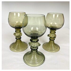 Theresienthal in Bavaria, glass pattern 544. Green Victorian vine glasses set 3
